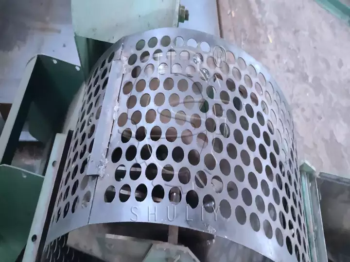 screen inside of sawdust making machine