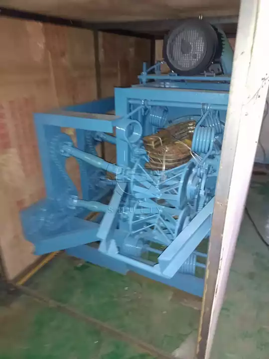 wood log peeling machine in wooden case