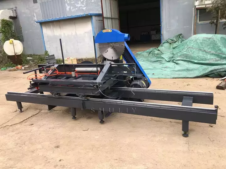 wood log sliding table saw