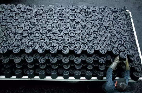 briquettes de charbon de bois de bonne qualité