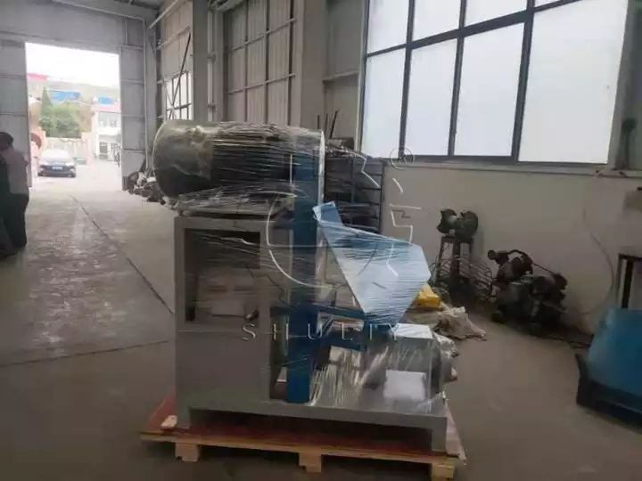 sawdust briquette making machine package