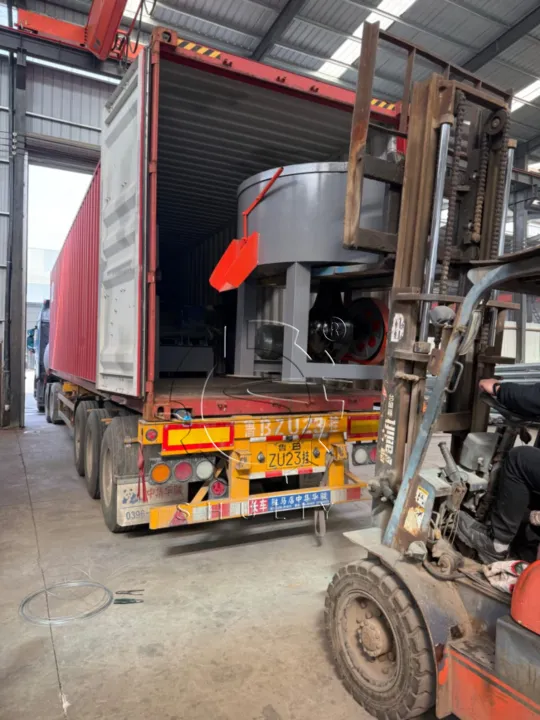 charcoal powder grinding machine loading